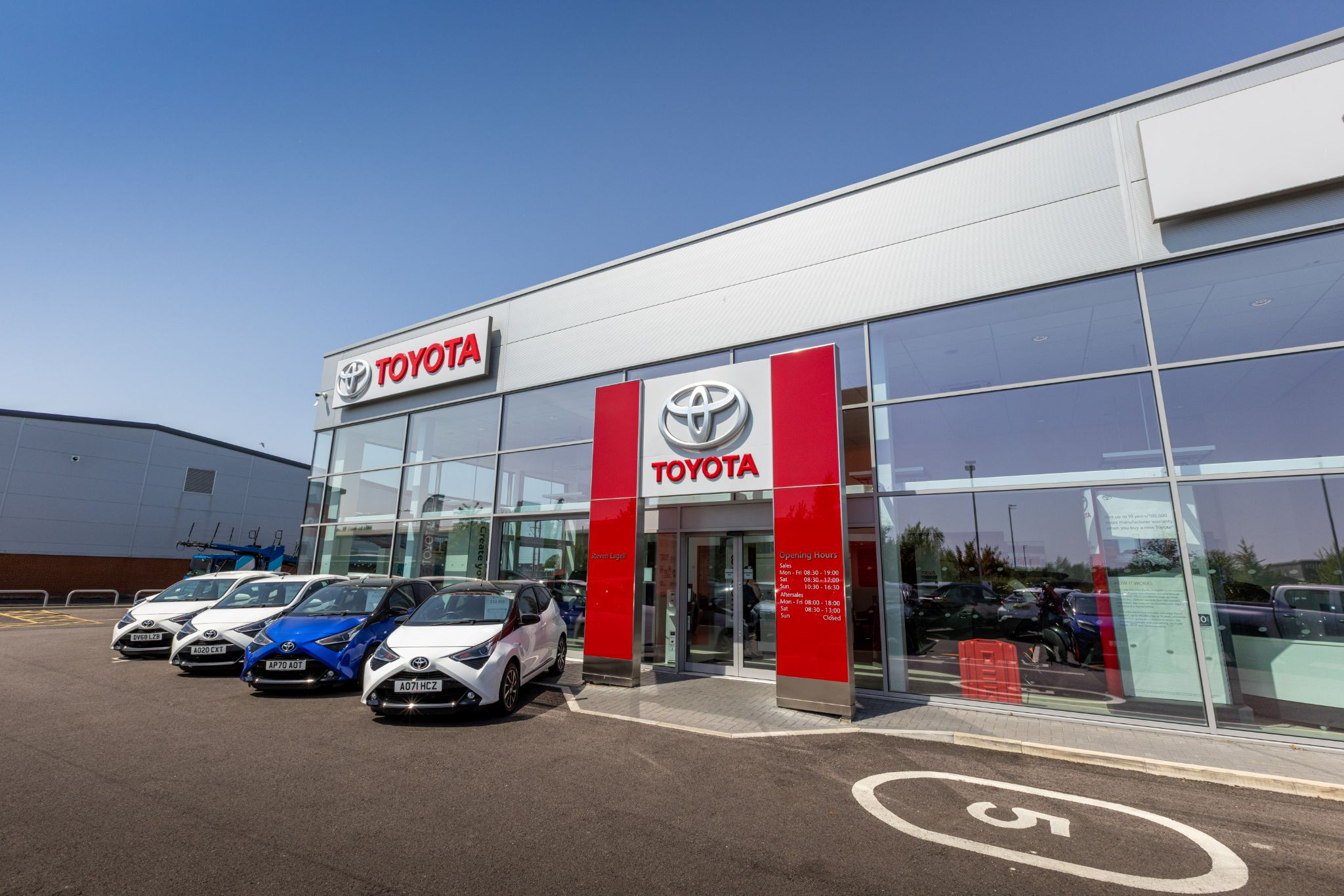 Steven Eagell Toyota Kings Lynn Car dealership in King's Lynn